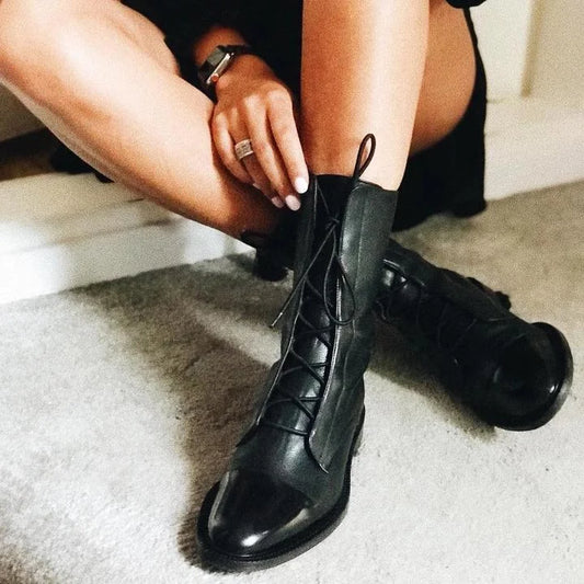 Women's leather ankle boots with all-day comfort