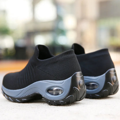Women's knit slip-on sneakers with arch cushioning and air-cushion sole