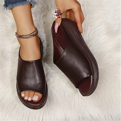 Women's leather-look slip-on wedge sandals with open-toe design