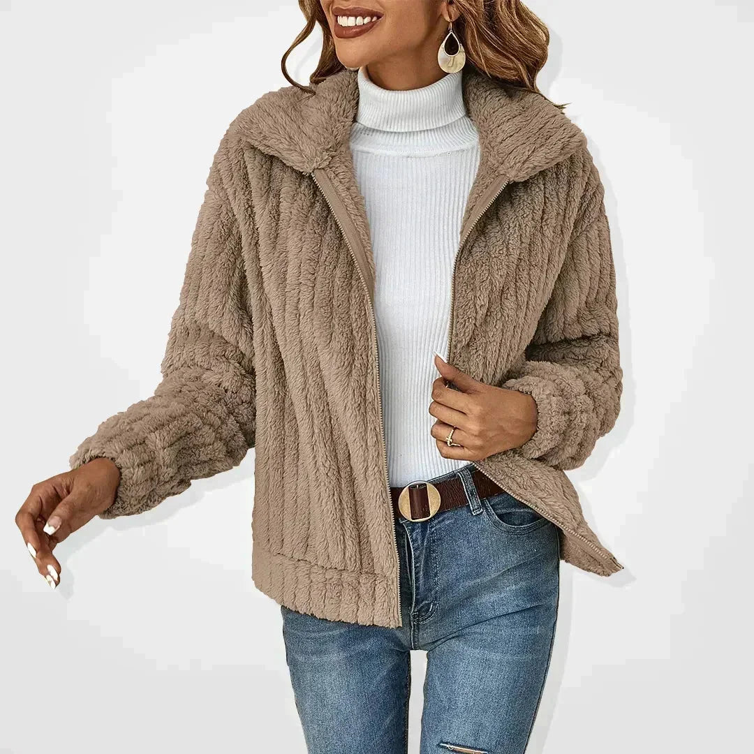 Women's cozy fuzzy long-sleeve zip-up fleece jacket with wide collar – Khaki