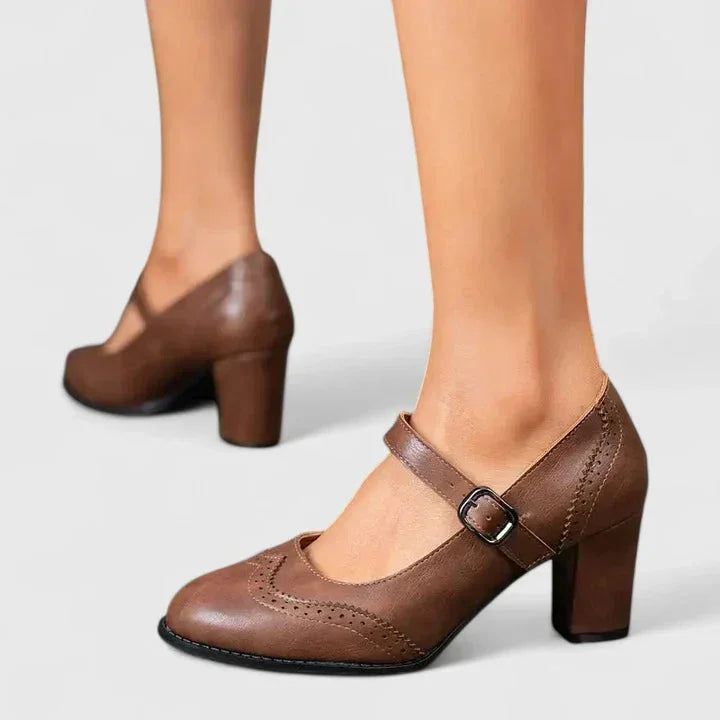 Women's faux-leather brogue Mary Jane block-heel shoes with buckle strap