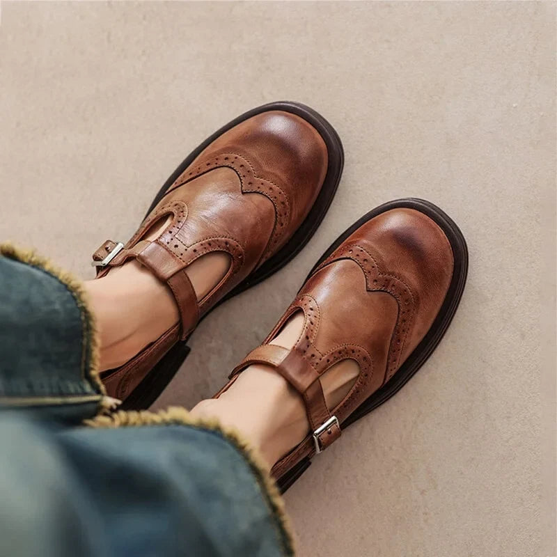 Women's leather brogue Mary Jane shoes with T-strap and block heel